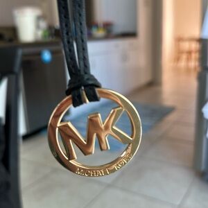 Michael Kors Hang Tag